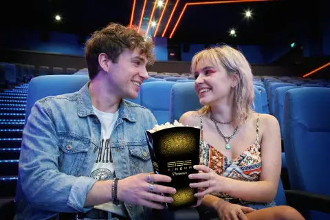 ETELE CINEMA – reducere de 30% pentru studenți