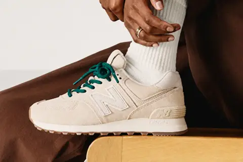 New Balance – reducere de 11% pentru studenți